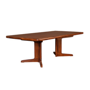 MOL020 Mesa Conferencia Finlandia 220 x 120